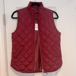 J Crew quilted womens vest. New with tag. Size Small